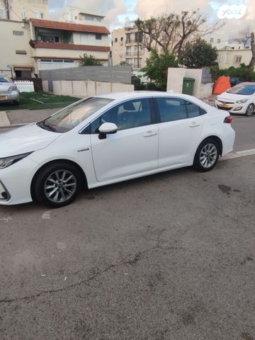 מודעת רכב טויוטה קורולה