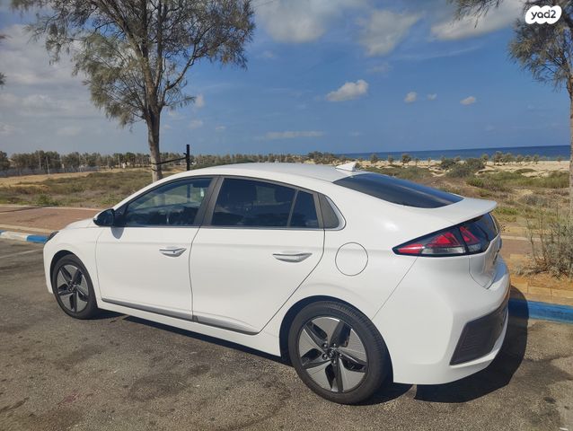 מודעת רכב יונדאי איוניק