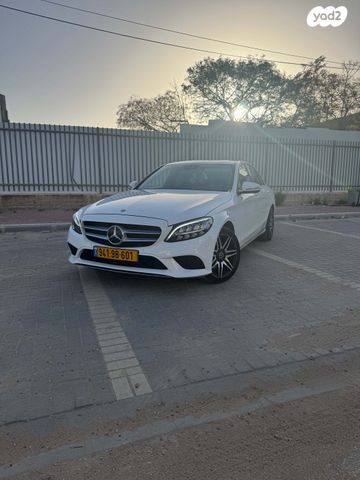 מודעת רכב מרצדס-בנץ C-class