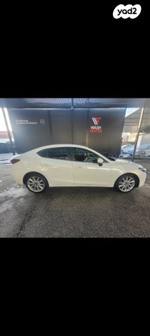 מודעת רכב מאזדה 3