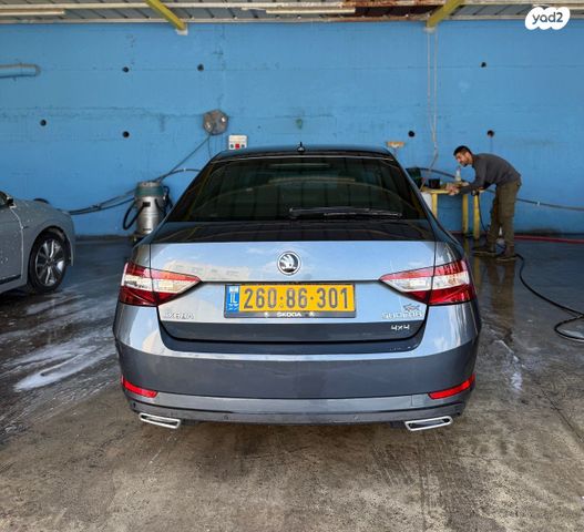 מודעת רכב סקודה סופרב