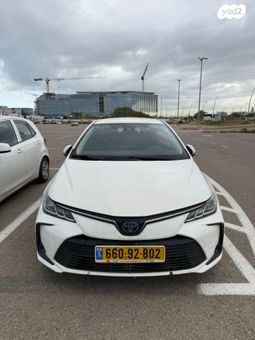 מודעת רכב טויוטה קורולה