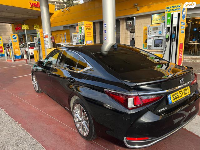 מודעת רכב לקסוס ES