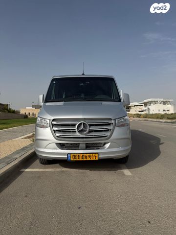 מודעת רכב מרצדס-בנץ ספרינטר