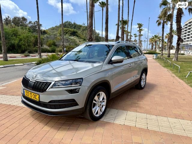 מודעת רכב סקודה קארוק