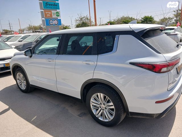 מודעת רכב מיצובישי אאוטלנדר 2