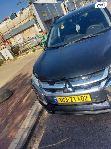 מודעת רכב מיצובישי ASX