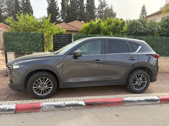 מודעת רכב מאזדה CX-5