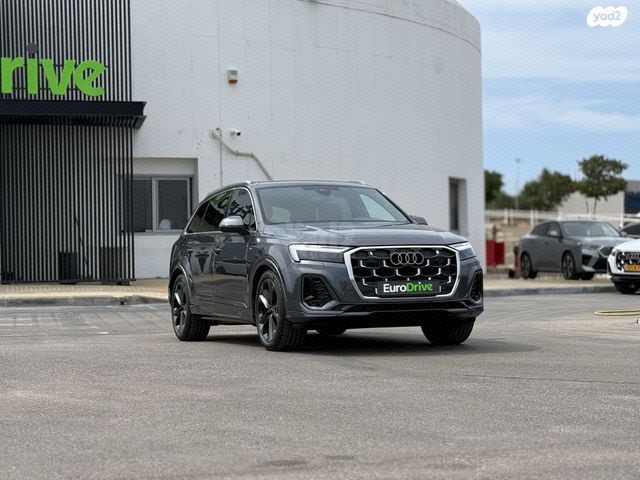 מודעת רכב אאודי Q7