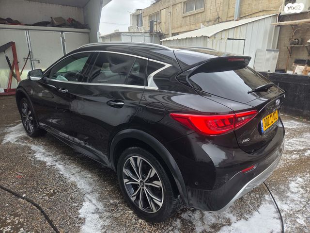 מודעת רכב אינפיניטי QX30