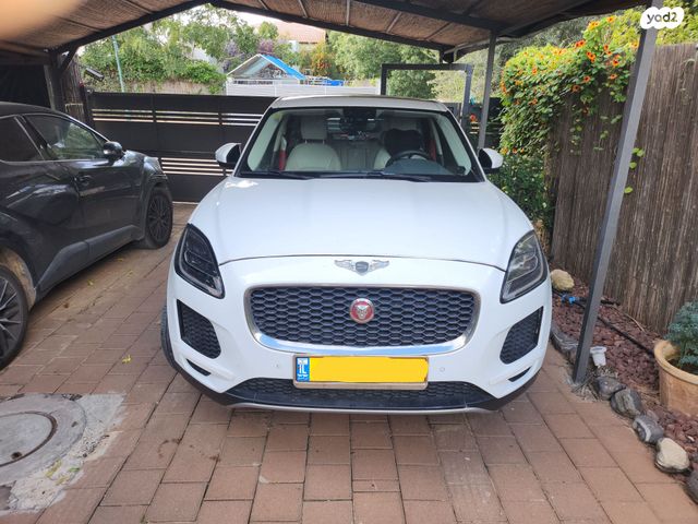 מודעת רכב יגואר E-Pace