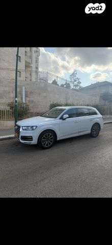 מודעת רכב אאודי Q7