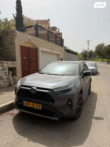 מודעת רכב טויוטה RAV4