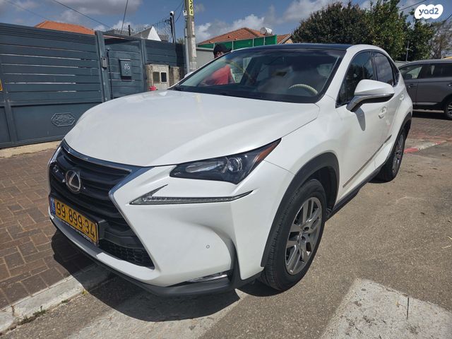 מודעת רכב לקסוס NX