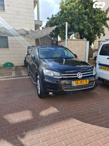 מודעת רכב פולקסווגן טוארג