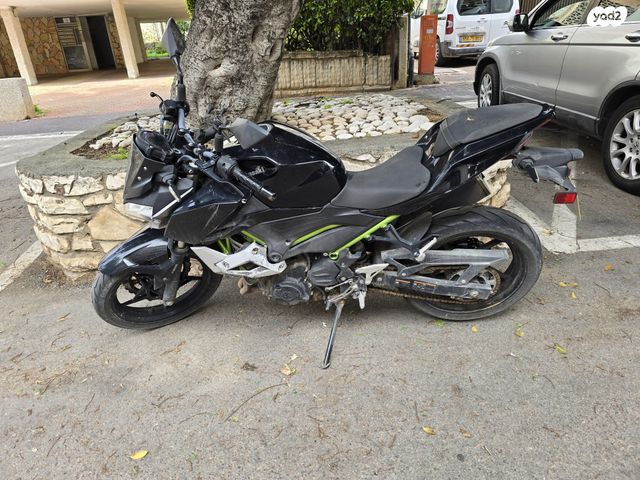 מודעת רכב קאוואסאקי Z400