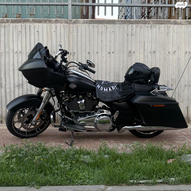 מודעת רכב הרלי דיווידסון רוד גלייד ספיישל 114