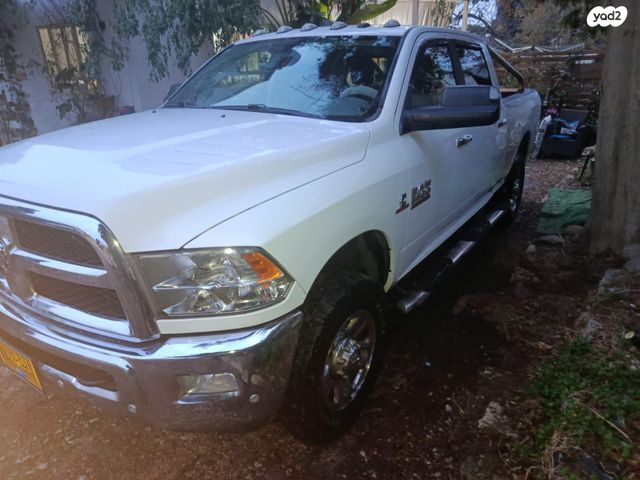 מודעת רכב דודג'