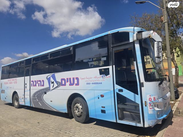 מודעת רכב אוטובוסים