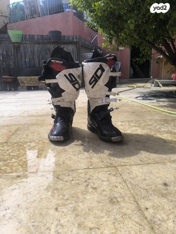 feedItemObj.data.row_1