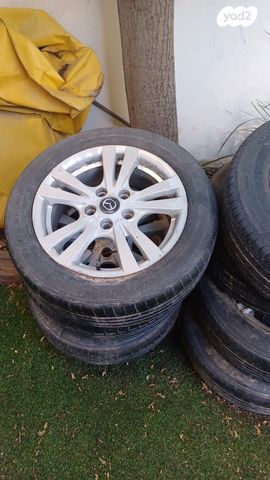 feedItemObj.data.row_1