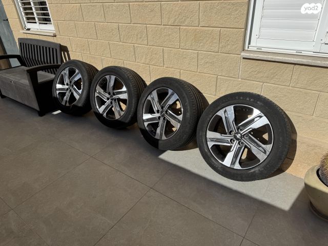 feedItemObj.data.row_1