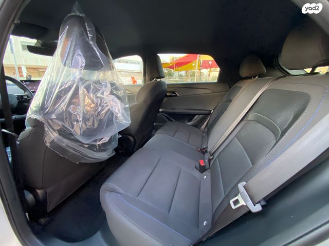 מודעת רכב אם ג'י MG4 2