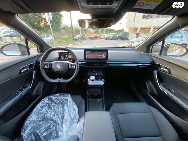 מודעת רכב אם ג'י MG4 1