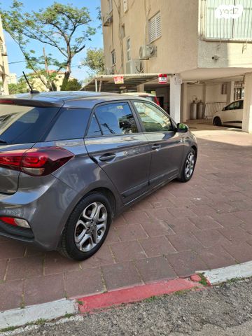 מודעת רכב יונדאי i20