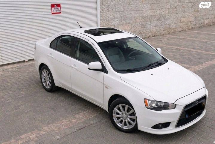 מודעת רכב מיצובישי לנסר