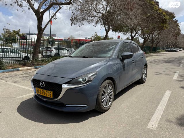 מודעת רכב מאזדה 2