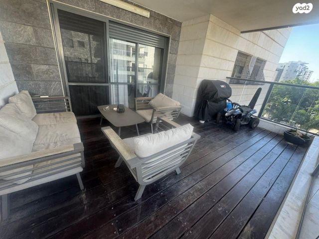 אשר אורנבך 3