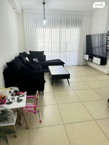 מנחם רצון 30