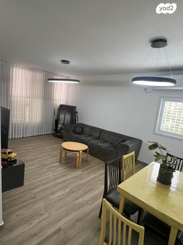 הרב עוזיאל 13