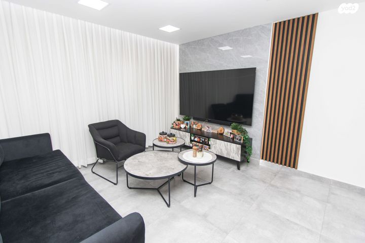 חיים חורי 15