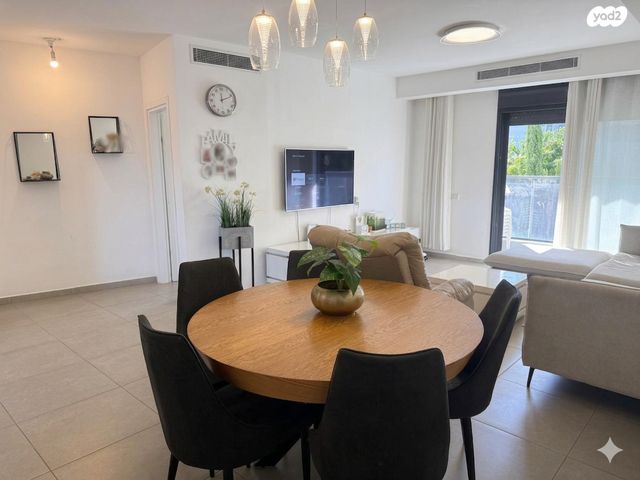 שדרות ציונה צרפת 25