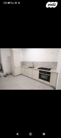 אסתר המלכה 2