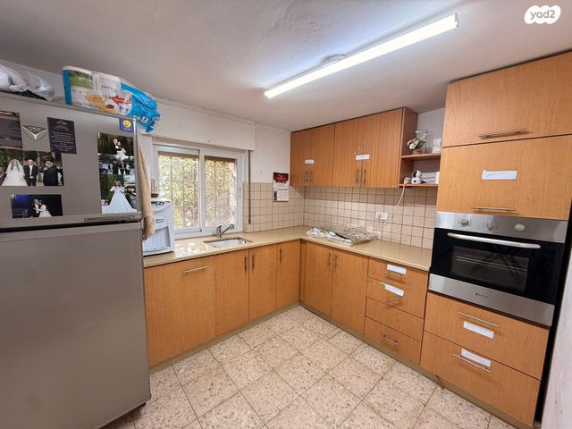 קרית יערים 64