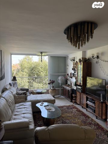 שדרות הארזים 36