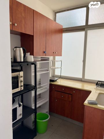 מניה שוחט 14