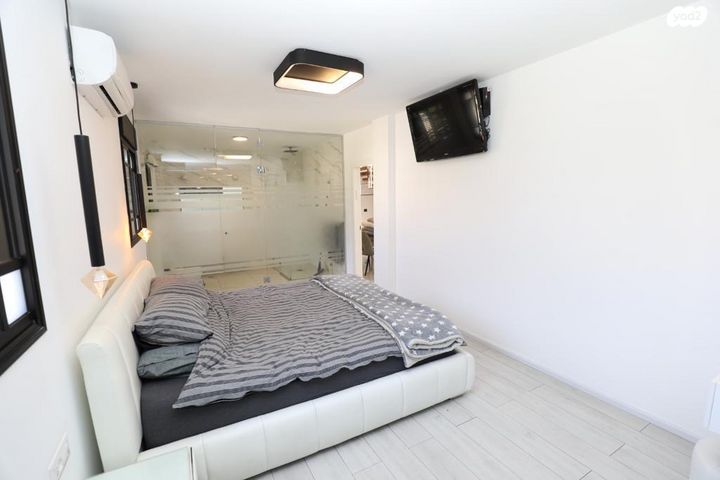 מרדכי אנילביץ' 13