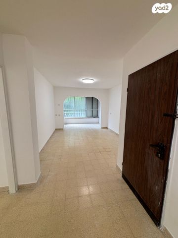 דרך אלנבי 90