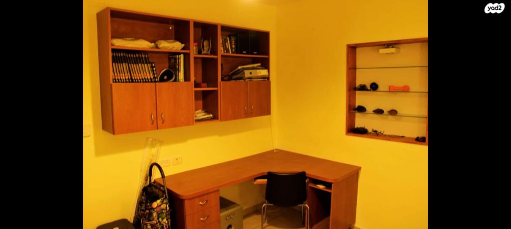 נחום ליפשיץ 21