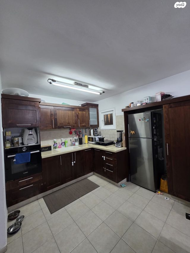 דירה, ראש פינה 19, נווה רם, שיכון מזרחי, רמת גן