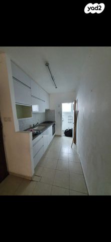 תל גיבורים 34