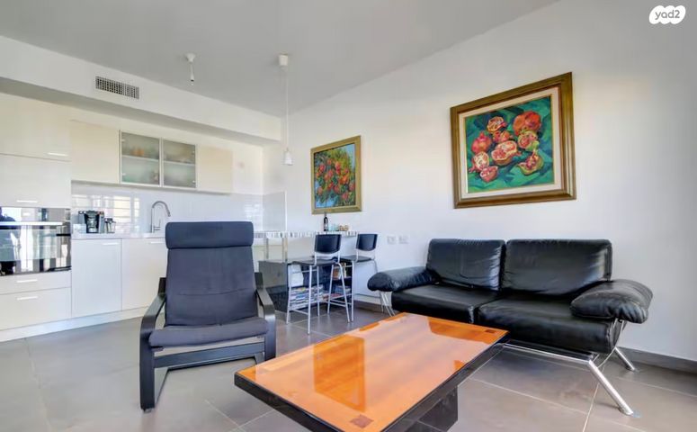 שדרות הנשיא השישי 16