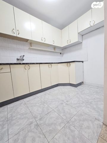 ברית ערים 13