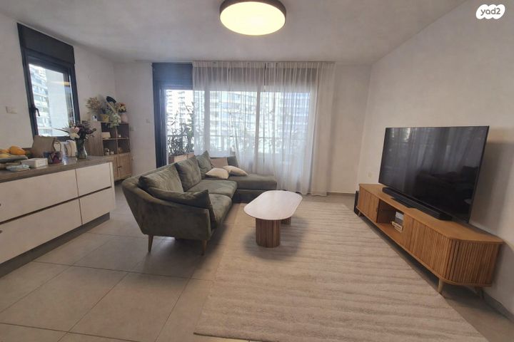 מודעת נכס, קרליבך 4, גני שרונה, קרית הממשלה, תל אביב יפו