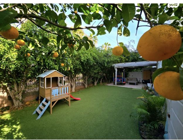 דירת גן, רעננה