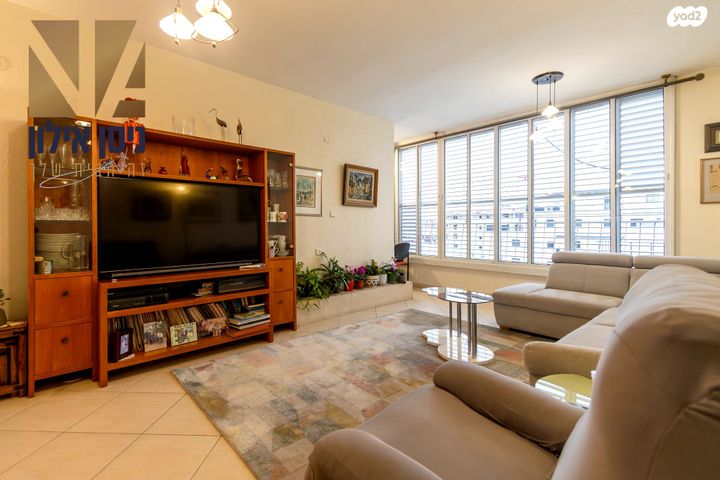 אליעזר בן יהודה 17